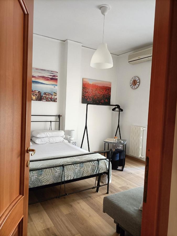 B&B Da Vito A San Martino Naples Luaran gambar